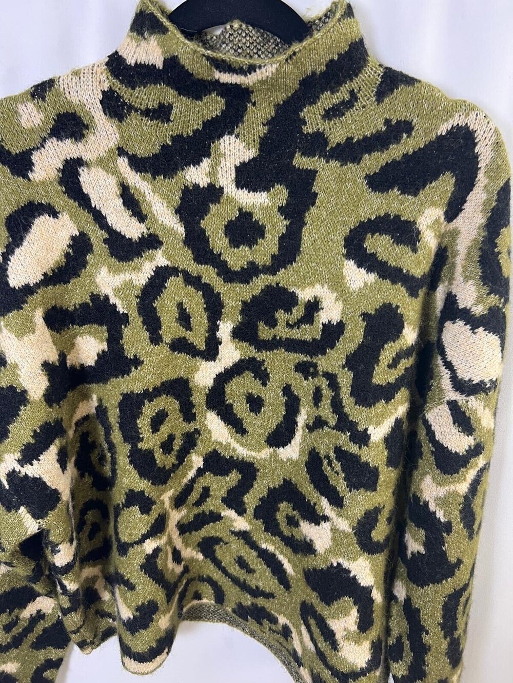 Zara Leopard Print Turtleneck Sweater Medium Animal Print Green - Picture 5 of 8